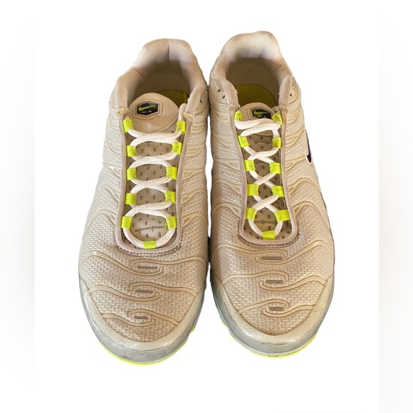 Nike Air Max Plus TN Youth Size 7Y Running Athletic Shoes Sneakers White Yellow - Picture 4 of 6